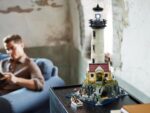 LEGO Ideas Motorized Lighthouse For Age 18+ - Image 9