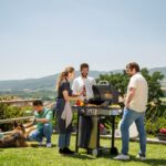 Black & Decker Gas Grill with Cast Iron Grill 50x41.5cm with 2 Burners 7.2kW - Image 14