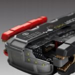 Noco Genius Boost Sport Portable Car Battery Jump Starter 3000A with Power Bank / USB 12V - Image 2