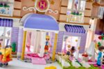 LEGO Friends Heartlake City Grand Hotel 1406τμχ - Image 12