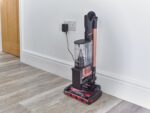 Shark Stratos Rechargeable Stick Vacuum Black - Image 12