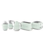 Smeg Kettle 1.7lt 2400W Green - Image 5