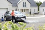 Nilfisk E 145.4-9 X-TRA EU Pressure Washer Electric 2100W with Pressure 145bar and Metal Pump - Image 3