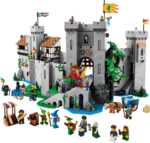 LEGO Castle Lion Knights' Castle For 18+ Years 4514 Pieces - Image 3