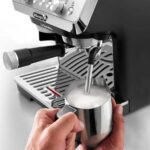 De'Longhi La Specialista Arte Automatic Espresso Machine 1400W Pressure 15bar with Grinder Silver - Image 4