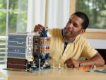 LEGO Creator Assembly Square For Age 16+ 4002 Pieces - Image 8