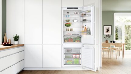 Bosch Built-in Fridge-Freezer 383lt NoFrost H193.5xW70.8xD54.8cm White KBN96VFE0