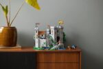 LEGO Castle Lion Knights' Castle For 18+ Years 4514 Pieces - Image 8
