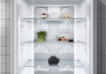 Electrolux Fridge-Freezer 367lt NoFrost H201xW59.5xD66.2cm Black LNT7ME36K2 - Image 12