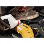 Dewalt Pruning Battery Chainsaw Solo Brushless 18V 2.1kg with Blade 20cm - Image 4
