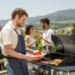 Black & Decker Ψησταριά Υγραερίου Μαντεμένιας Σχάρας 60x41.5εκ. με 3 Εστίες 10.8kW και Πλαϊνό Μάτι 2.1kW - Image 8