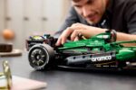 LEGO Technic Aston Martin Aramco για 3+ Ετών 1547τμχ - Image 12