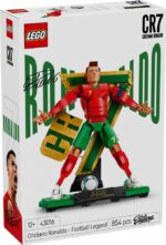 LEGO Editions Cristiano Ronaldo Soccer Highlights for Ages 12+ 854 Pieces