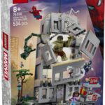 LEGO Spider-Man Spider-Man vs Hulk Epic Clash for Ages 8+ 534 Pieces