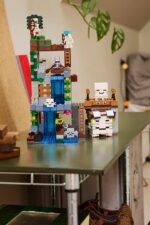 LEGO MINECRAFT 21597 Ghast Station - Image 6