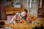 LEGO FRIENDS 42705 Cozy Fall Forest Cabin - Image 10