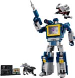LEGO Icons 10358 Transformers: Soundwave - Image 2