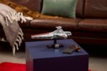 LEGO STAR WARS 75441 Venator-Class Attack Cruiser - Image 4