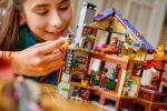 LEGO FRIENDS 42705 Cozy Fall Forest Cabin - Image 12