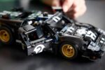 LEGO TECHNIC 42223 1966 Ford GT40 MKII Race Car - Image 6