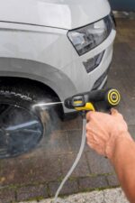 Karcher OC Handheld Compact Pressure Washer 7.2V with 15bar Pressure and 1 Battery - Image 6
