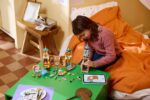 LEGO DISNEY 43297 Rapunzel's Castle - Image 10