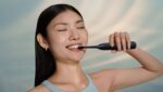 Philips Sonicare 5300 series Series 5300 HX7101/02 Rechargeable Sonic Electric Toothbrush - Image 5