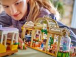 LEGO FRIENDS 42671 Plant Café & Flower Shop - Image 9