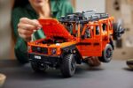LEGO TECHNIC 42177 Mercedes-Benz G 500 Professional Line - Image 10