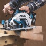 Makita Circular Saw Brushless 18V Solo with Dust Extraction System - Image 2