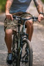 Huffy Extent 26" Silver Mountain Bike with 18 Speeds - Image 5