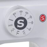SINGER M1005 sewing machine - Image 4