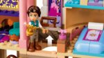 LEGO DISNEY 43297 Rapunzel's Castle - Image 6
