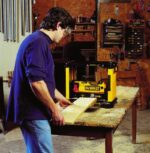 Dewalt Woodwork Planer 10000rpm 1800W DW733 - Image 3