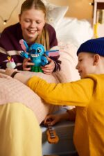 LEGO DISNEY 43296 Stitch and Scrump - Image 8