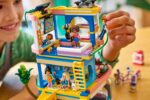 LEGO FRIENDS 42689 Heartlake City Friends Club House - Image 9
