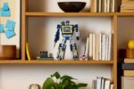 LEGO Icons 10358 Transformers: Soundwave - Image 14