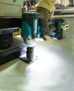 Makita DTW300Z bulk Cordless Impact Driver - Image 15
