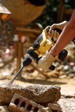 Stanley Impact Demolition Hammer Electric 1250W with Chuck SDS Plus - Image 4
