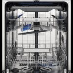 Electrolux Serie 700 EEG88520W Fully built-in 14 place settings B - Image 2