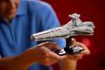 LEGO STAR WARS 75441 Venator-Class Attack Cruiser - Image 2