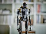 LEGO STAR WARS 75434 K-2SO Security Droid - Image 4