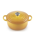 Le Creuset Signature Casserole round 24 cm nectar