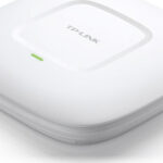 TP-Link Omada EAP225 wireless access point 1350 Mbit/s White Power over Ethernet (PoE)