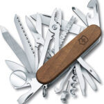 Victorinox Swiss Champ Wood