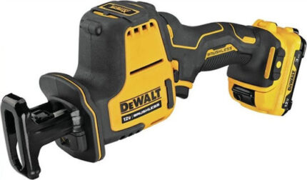 DeWalt DCS312D2-QW Cordless Saw