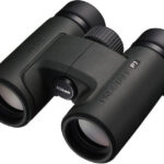 Nikon Prostaff P7  8x30