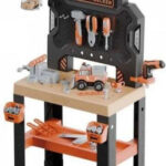 Smoby Black & Decker Workbench with Crane