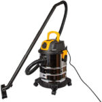BLOW WD3300 industrial vacuum cleaner with 230V socket 2000W